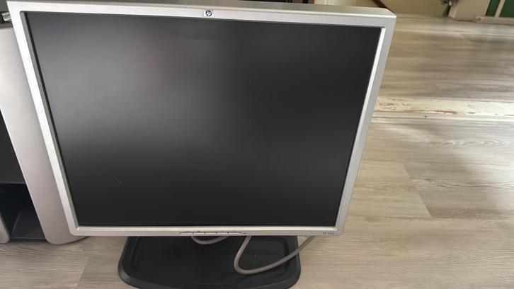 HP beeldscherm, Computers en Software, Monitoren, Gebruikt, 60 Hz of minder, Overige resoluties, Ophalen