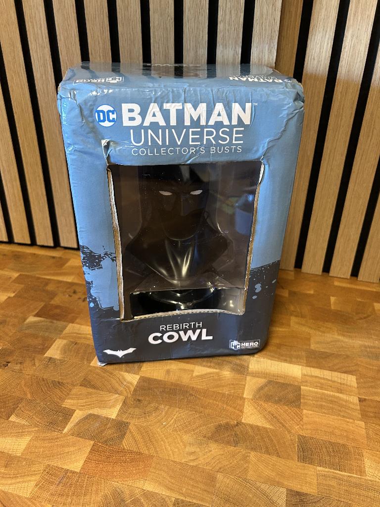 Batman Rebirth Cowl buste, Kinderen en Baby's, Speelgoed | Actiefiguren, Ophalen of Verzenden, Nieuw