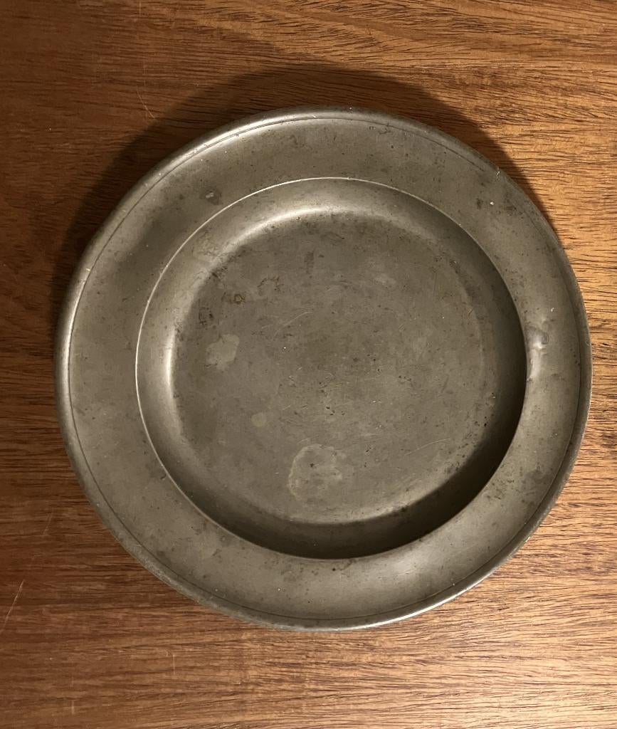 Tinnen bord I.B. Finck, Antiek en Kunst, Antiek | Tin, Ophalen of Verzenden