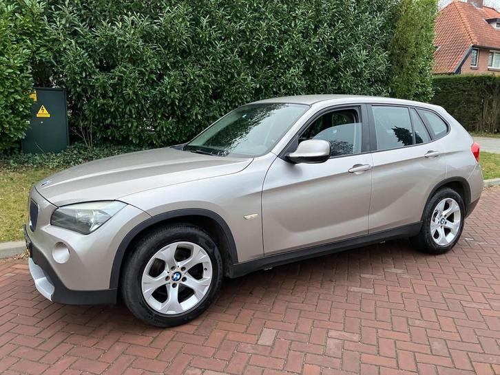 BMW X1 SDrive18i mooie auto goed onderhouden rijd heerlijk, Auto's, BMW, Bedrijf, Te koop, X1, ABS, Airbags, Airconditioning, Boordcomputer