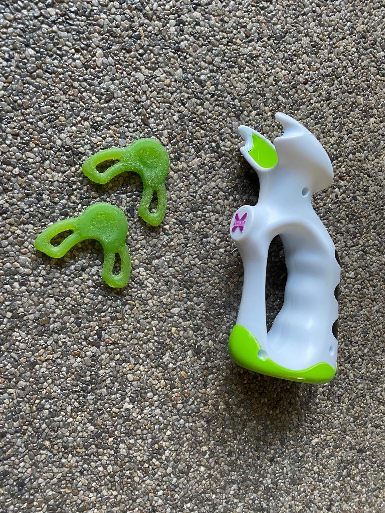 Nerf katapult + 2 afschietballetjes vanflexibel materiaal, Ophalen of Verzenden, Zo goed als nieuw