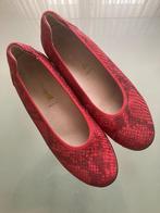 Elegante rode Waldlaufer damesschoen, Kleding | Dames, Waldlaufer, Overige typen, Ophalen of Verzenden, Zo goed als nieuw