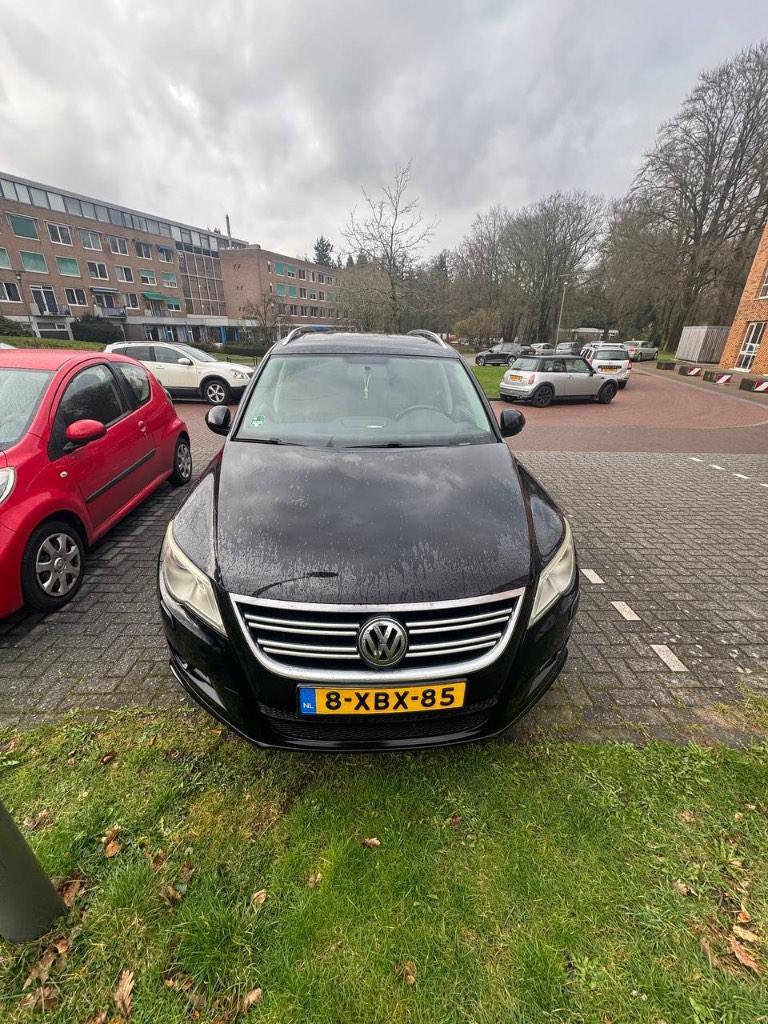 Volkswagen Tiguan 2.0 Tfsi 125KW 4MOTION DSG 2009 Zwart, Auto's, Automaat, 4 cilinders, 1984 cc, Zwart