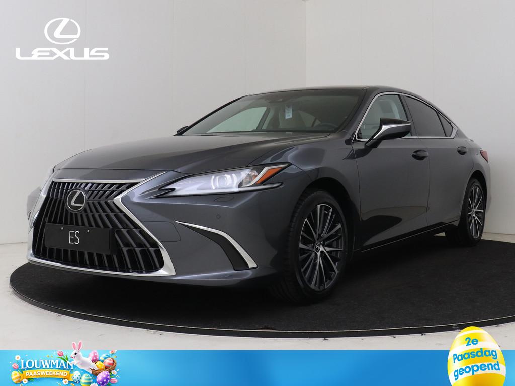 Lexus ES 300h 35th Edition Beperkt leverbaar! (bj 2025), Auto's, Lexus, 12 maanden, Beige, 4 cilinders, 1655 kg