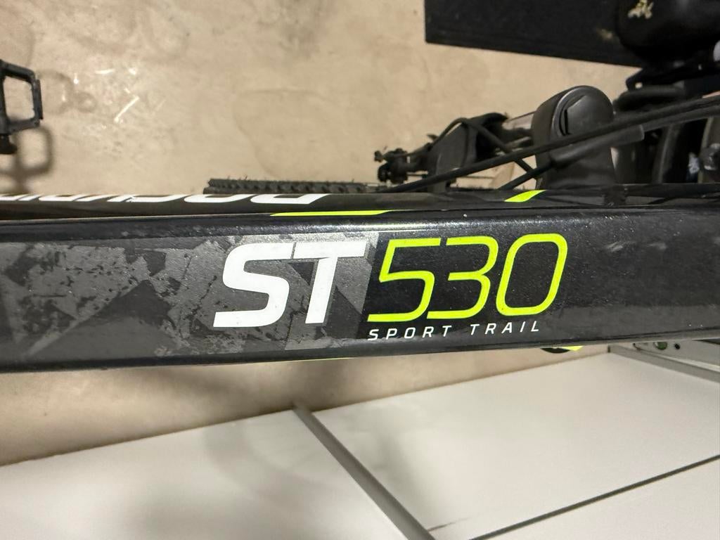 Rockrider ST 530 Mountainbike - Zo goed als nieuw, Fietsen en Brommers, Fietsen | Mountainbikes en ATB, Ophalen, Zo goed als nieuw
