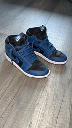 Nike jordan maat 35, Ophalen of Verzenden, Zo goed als nieuw, Jongen of Meisje, Sportschoenen