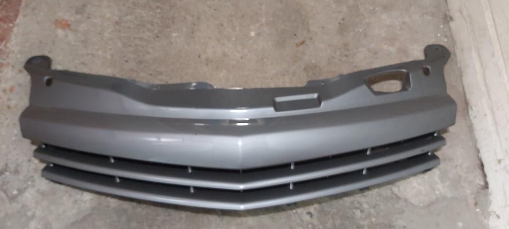 Grill Embleemloos Opel Astra H Gtc. Klr Z163 / 4AU, Auto-onderdelen, Ophalen, Gebruikt, Voor, Opel