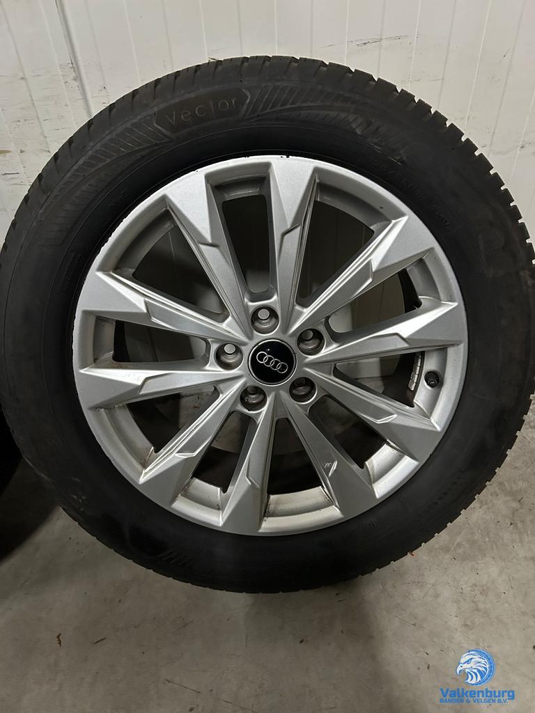 7-8mm! Originele Audi Q3 F3 83A 18 inch velgen 5x112 allseas, 18 inch, Gebruikt, -, -