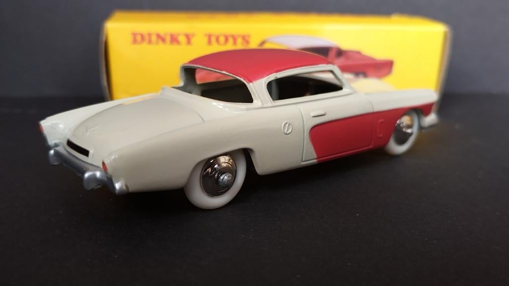 Studebaker Commander 1:43 Dinky Toys Atlas re-edition Pol, Hobby en Vrije tijd, Modelauto's | 1:43, Auto, Verzenden, Dinky@atlascollections.com