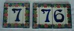 Huisnummer Tegels 5 7 7 6 9, Antiek en Kunst, Ophalen of Verzenden