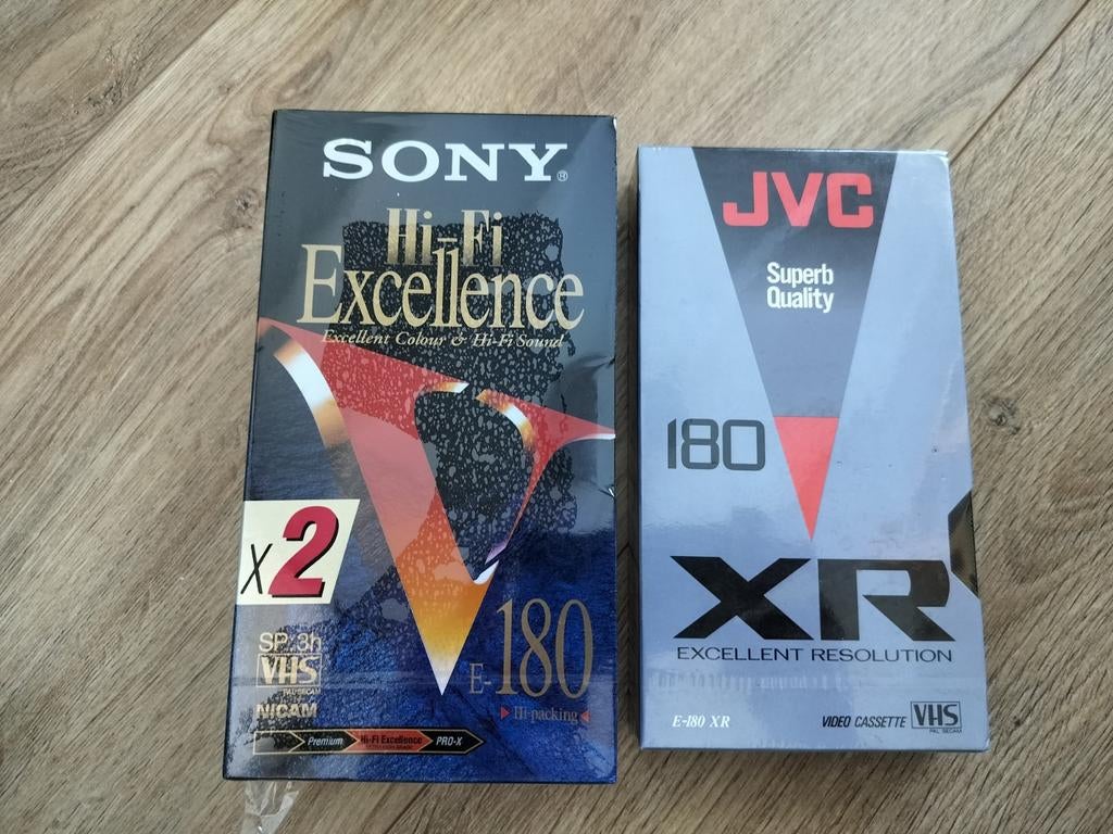 Sony en JVC VHS Banden E180, Cd's en Dvd's, VHS | Film, Alle leeftijden, Ophalen of Verzenden, Nieuw in verpakking, Overige genres