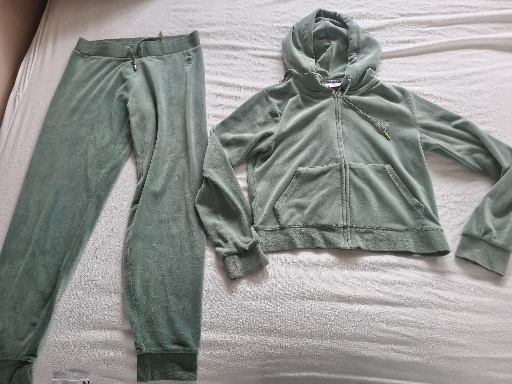 Juicy couture sport suit huispak maat M fluweel groen, Kleding | Dames, Huispakken, Ophalen of Verzenden, Nieuw, Maat 38/40 (M)