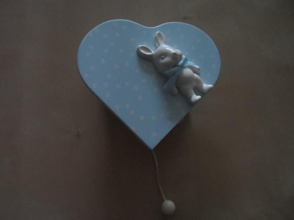 BABY MUZIEKDOOSJE, Ophalen of Verzenden, Zo goed als nieuw, Wanddecoratie