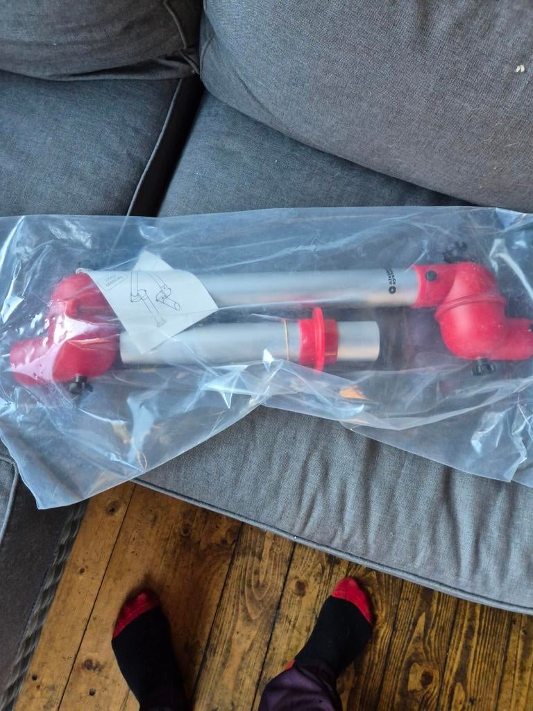 Nieuwe afzuigarm voor werkplaats of laboratorium, Ophalen of Verzenden, Nieuw, Afzuiger