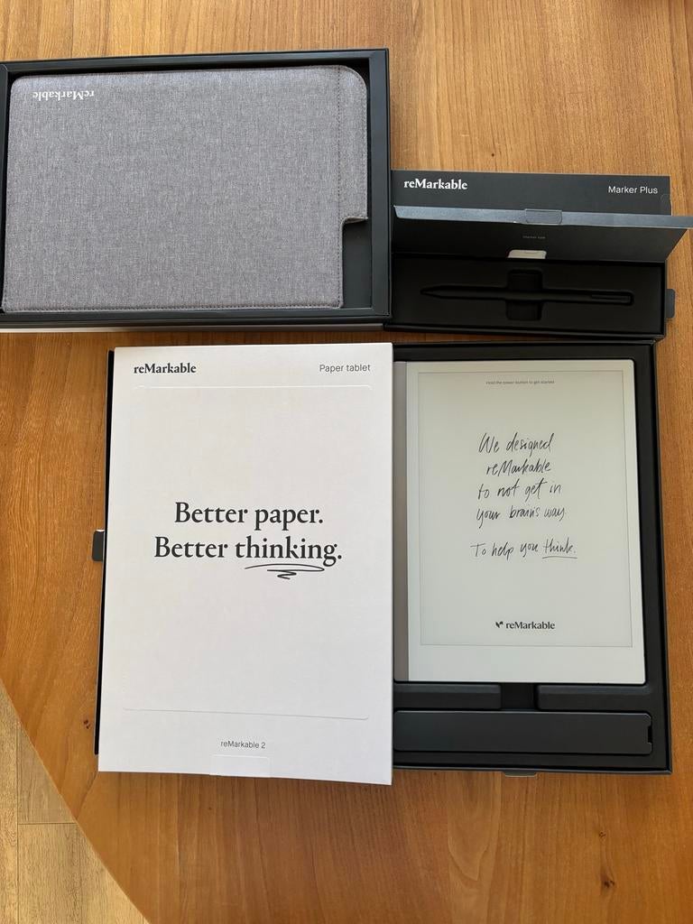 reMarkable 2 Paper Tablet met Marker Plus & case folio, Computers en Software, Tekentablets, Ophalen of Verzenden, Refurbished