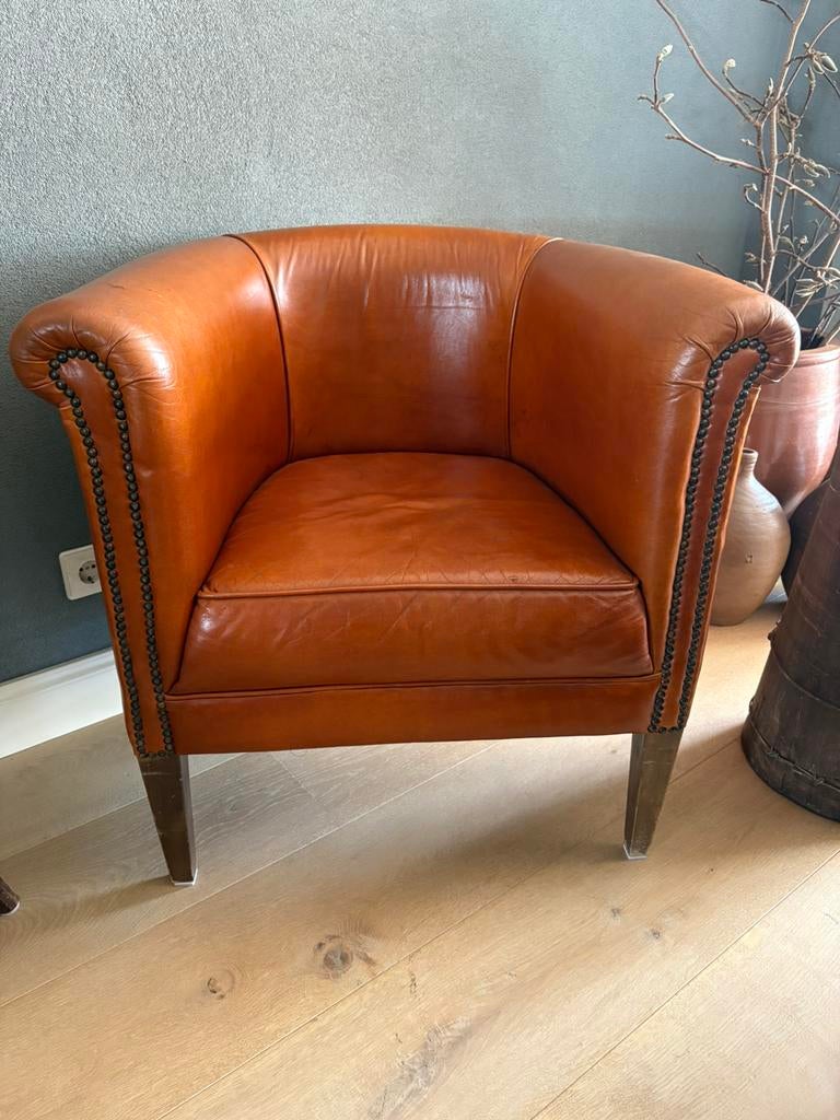 Prachtig klein leren clubfauteuiltje, Ophalen, Gebruikt, 50 tot 75 cm, Leer