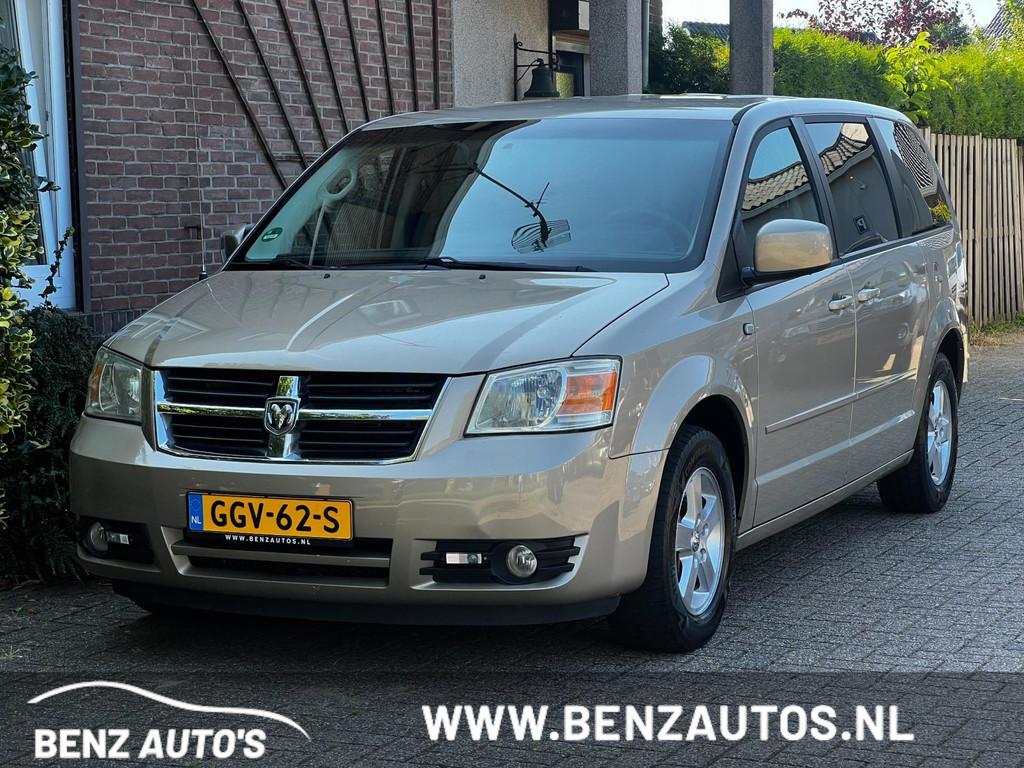 Chrysler Grand Voyager SE Youngtimer/7-Persoons, 3301 cc, 450 kg, Gebruikt, Zwart