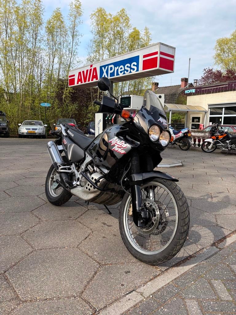 Honda All-Road XRV 750 Africa Twin RD07, Rijksstraatweg 248
3634AN  Loenersloot, NL, Bedrijf, Meer dan 35 kW, AA Motorhandel Meijering