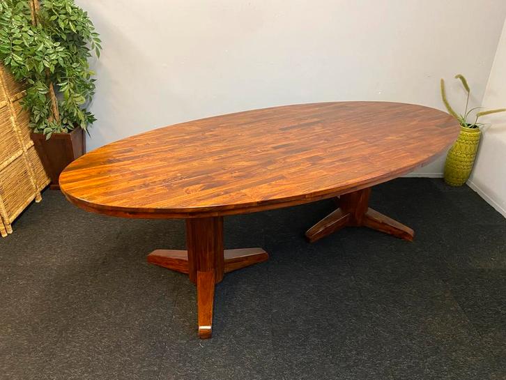 Grote XL eettafel ovaal stamtafel massief hout 240 cm, Huis en Inrichting, Barren, Zo goed als nieuw, Ophalen