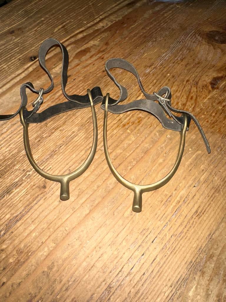 Te koop nieuwe sporen, Dieren en Toebehoren, Paarden en Pony's | Overige Paardenspullen, Ophalen of Verzenden, Nieuw, Overige soorten