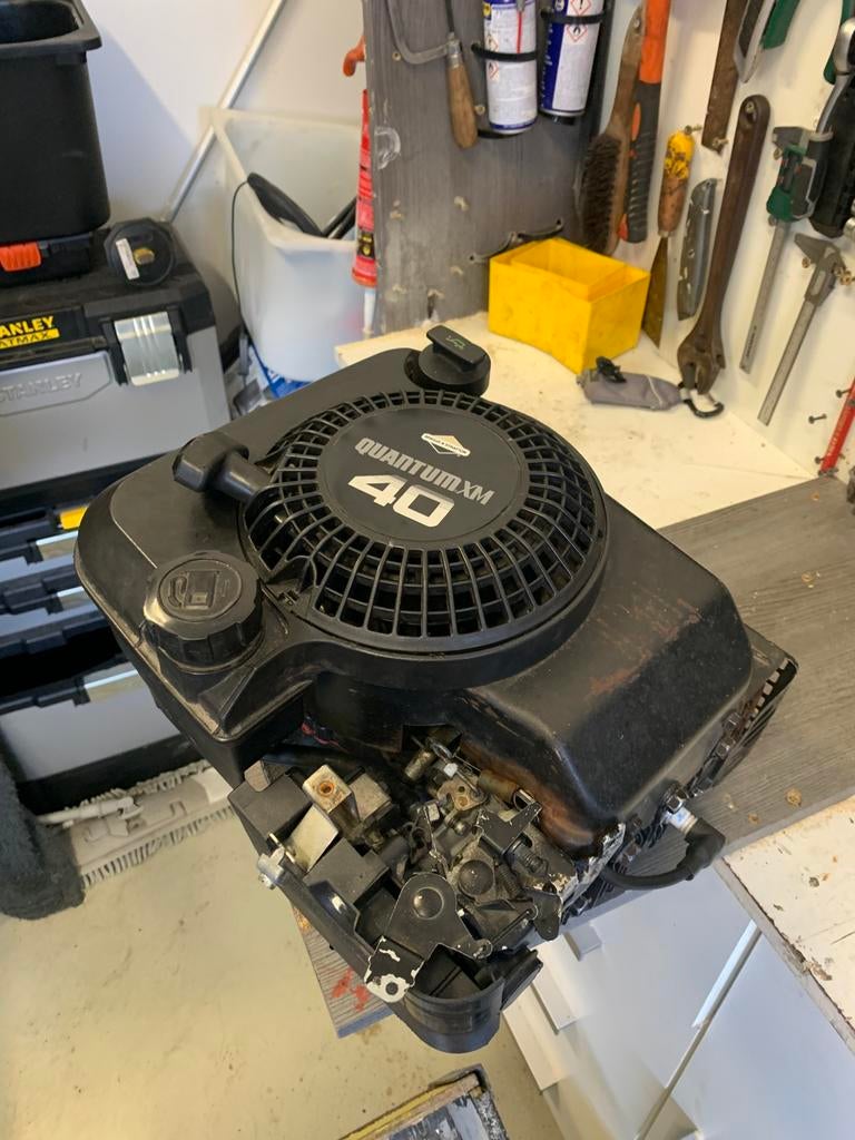 Motor blok 4pk 4 takt moet snel weg, Doe-het-zelf en Verbouw, Motoren, Ophalen of Verzenden, Zo goed als nieuw, Benzinemotor