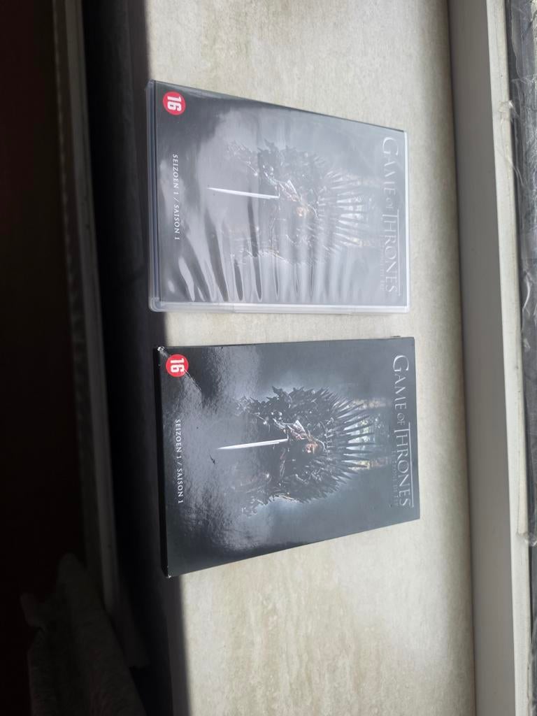 5x dvd,s van de game of thrones zie foto,s., Doe-het-zelf en Verbouw, Deuren en Horren, Ophalen, Zo goed als nieuw
