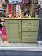 Kastje Pistache, Ophalen, Zo goed als nieuw, 25 tot 50 cm, 50 tot 100 cm