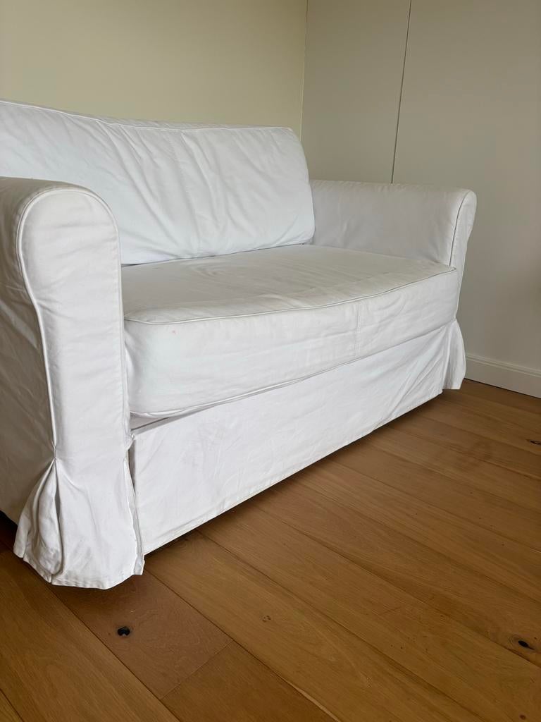 IKEA HAGALUND slaapbank (2-zits) - Compact en praktisch, Ophalen, Gebruikt, Wit, Tweepersoons