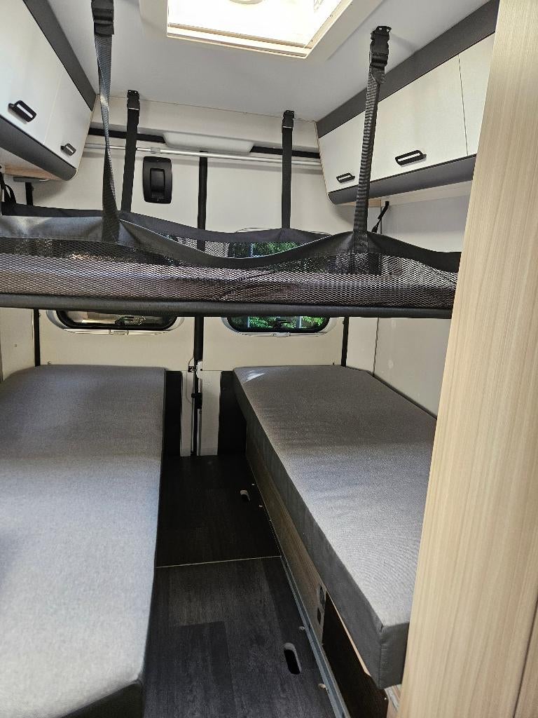 Caravans And Camping Sun