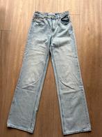 Stradivarius lichtblauwe spijkerbroek maat 36, Ophalen of Verzenden, Zo goed als nieuw, Blauw, W28 - W29 (confectie 36)