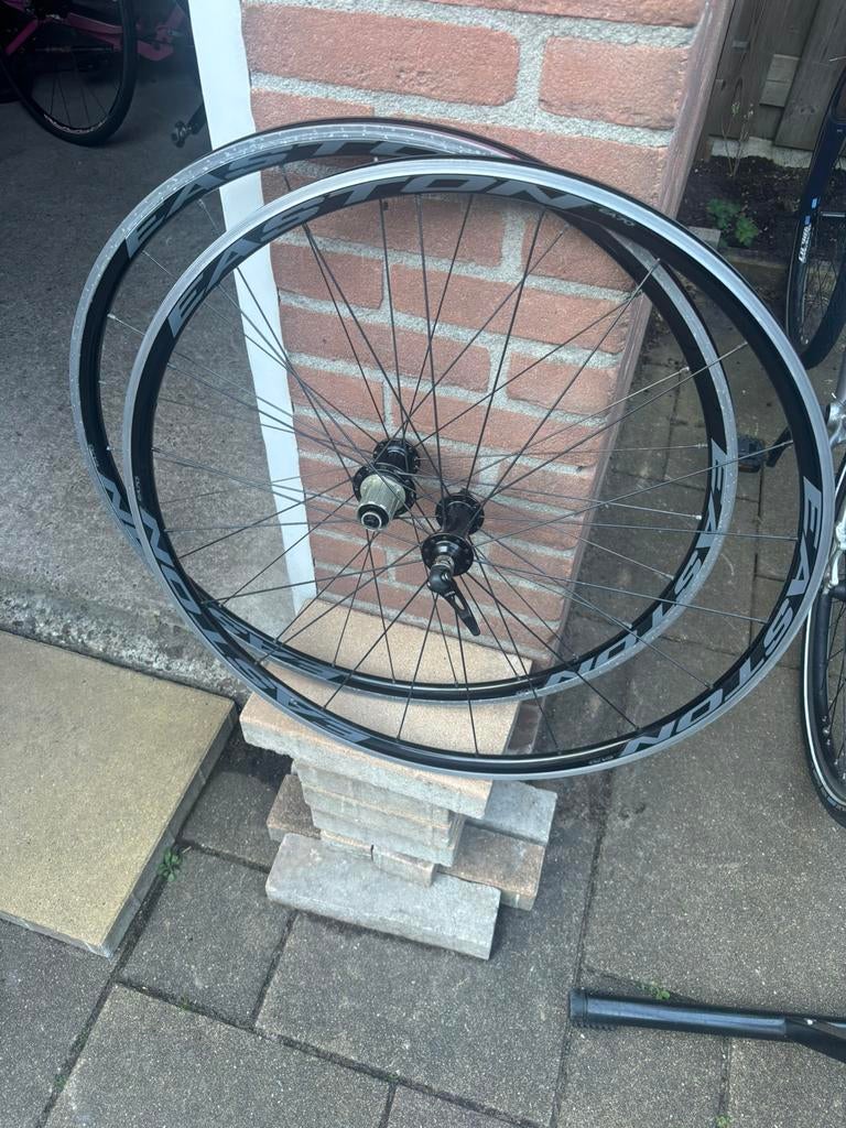 Nette easton ea70 wielset, Ophalen, Zo goed als nieuw