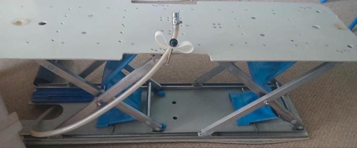 Badlift op waterdruk.
Geen elektriciteit nodig, Diversen, Verpleegmiddelen, Ophalen of Verzenden