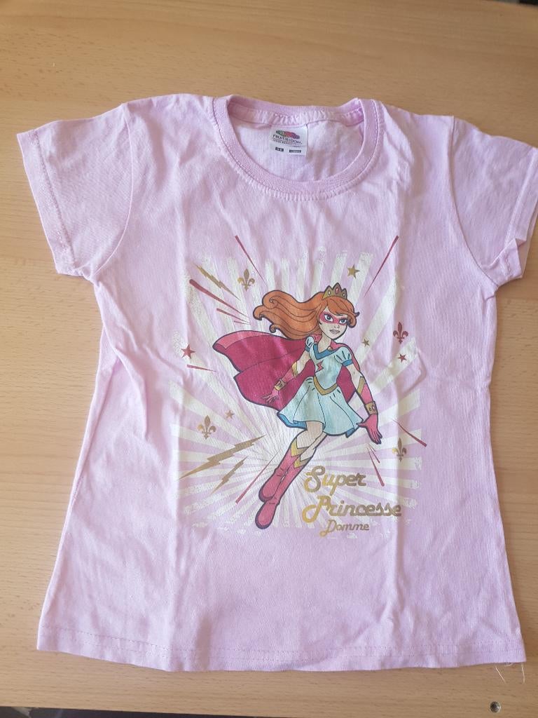 T-shirt maat 116, merk Fruit of the Loom, Kinderen en Baby's, Kinderkleding | Maat 116, Ophalen of Verzenden, Gebruikt, Meisje