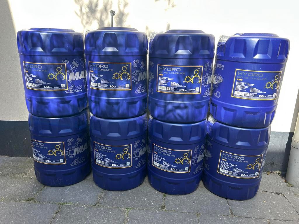 Hydrauliek olie, Ophalen, Quartel machines bv, Info@quartelmachines.nl