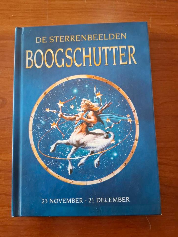 De Sterrenbeelden Boogschutter - Astrologie Boek, Boeken, Esoterie en Spiritualiteit, Zo goed als nieuw, Achtergrond en Informatie