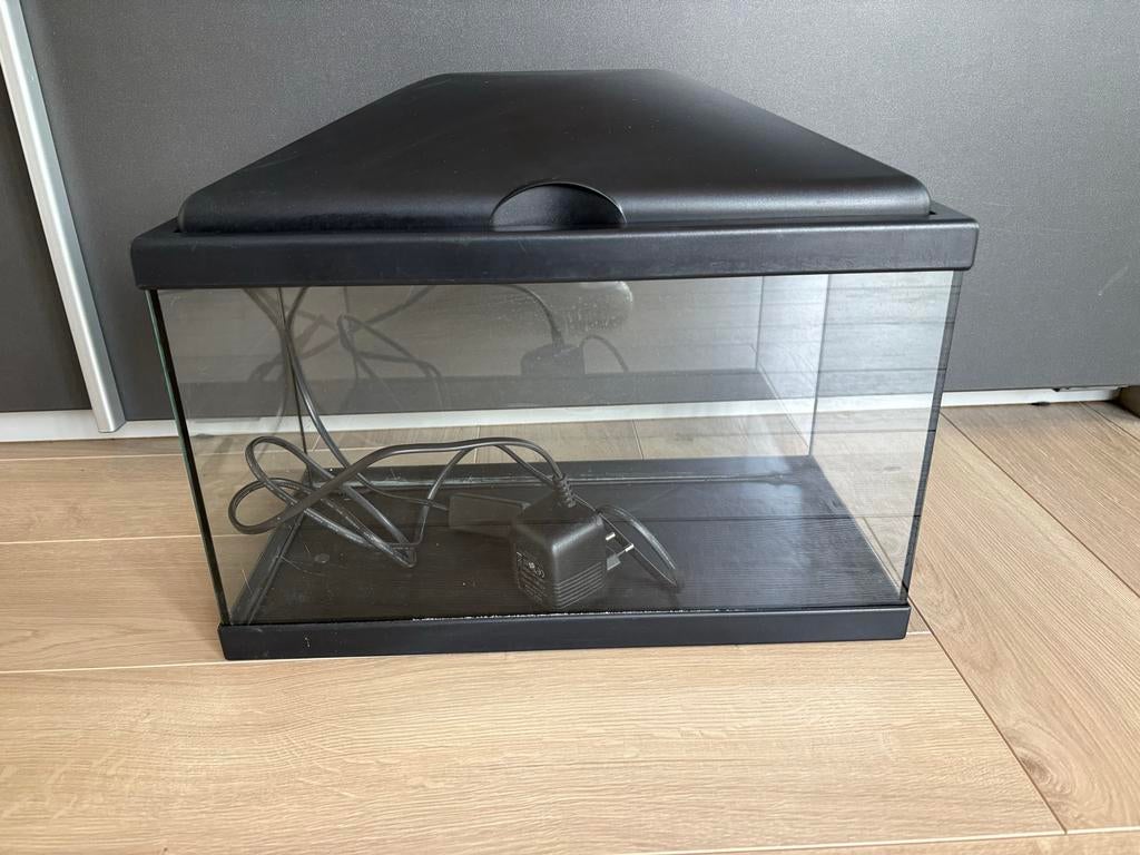 Aquarium (40x23x20) met alle toebehoren, Ophalen, Overige merken, Zo goed als nieuw, Leeg aquarium