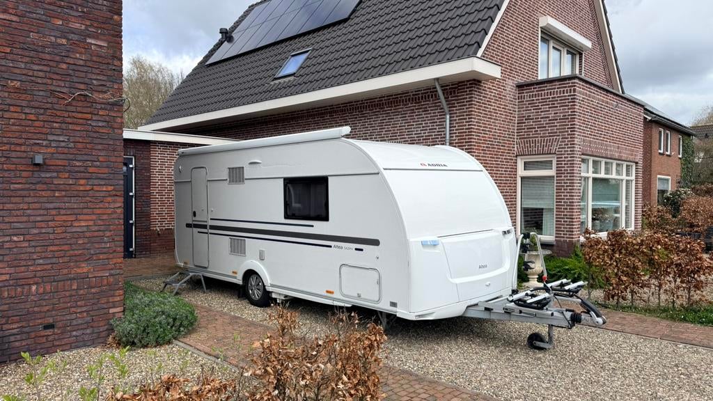 Adria Altea 542 PH (2018), Vast bed, Treinzit, Particulier, Adria
