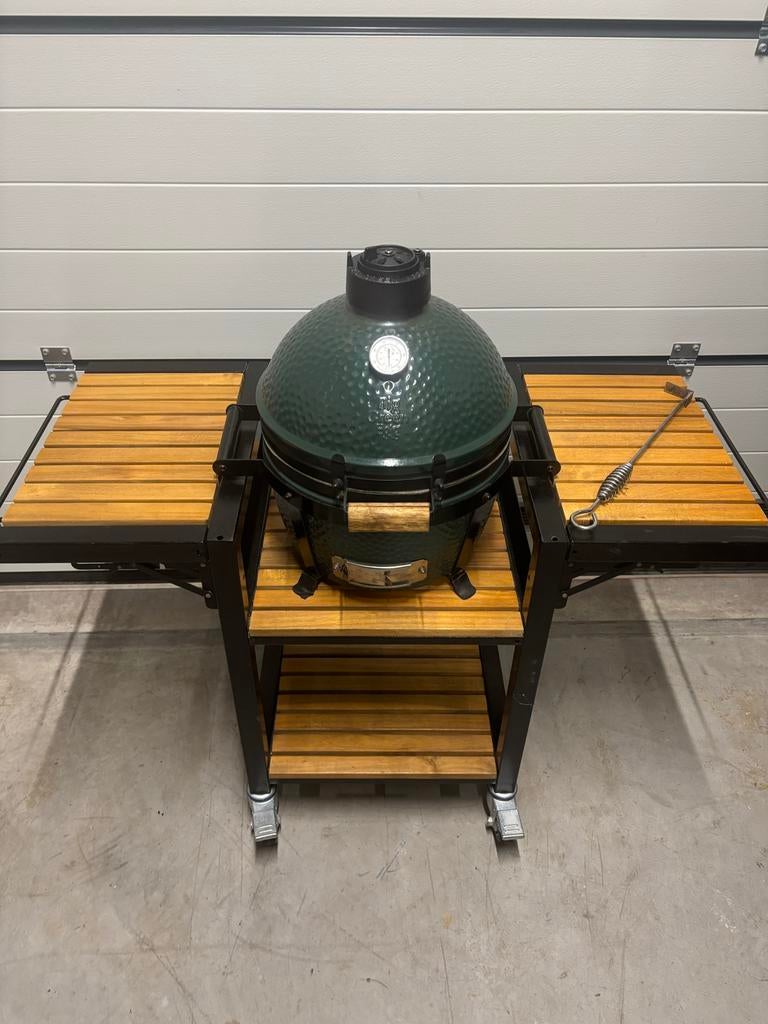 Big Green Egg MiniMax op Monolith trolley met accessoires, Ophalen, Zo goed als nieuw, Met accessoires