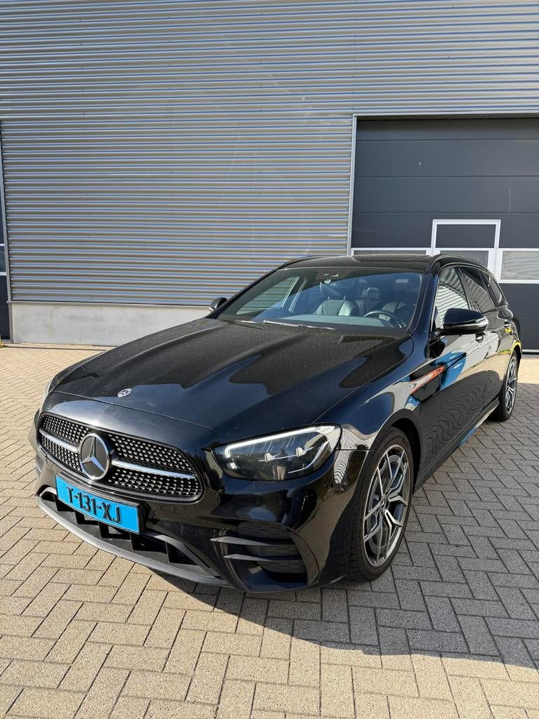Mercedes-Benz E-Klasse E220d AMG 2022 - Taxi klaar met BCT, Automaat, Achterwielaandrijving, Zwart, 226 €/maand