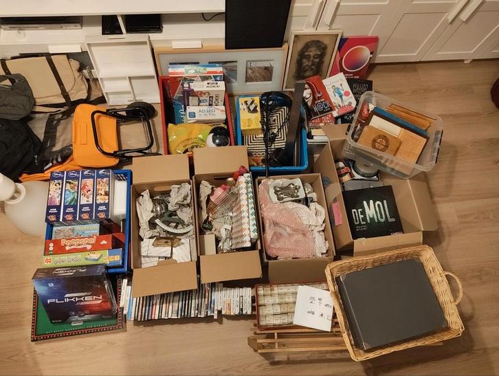 Grote partij spullen voor een rommelmarkt, Diversen, Rommelmarktspullen, Ophalen