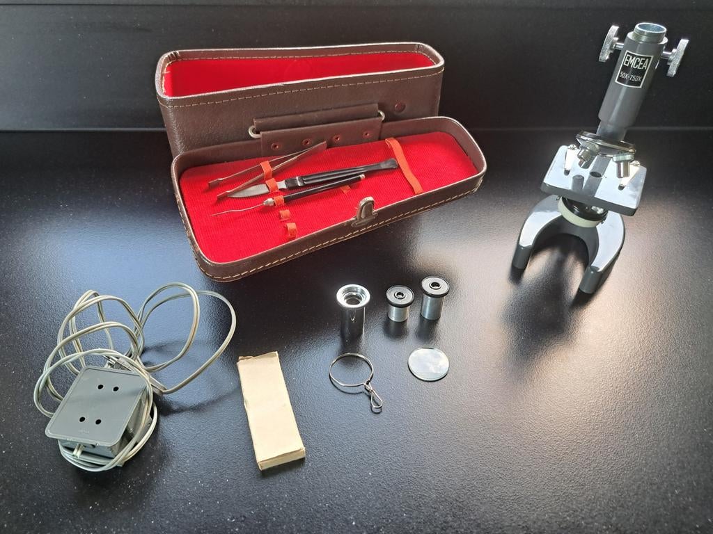 Antieke microscoop EMCEA, Audio, Tv en Foto, Optische apparatuur | Microscopen, Ophalen of Verzenden