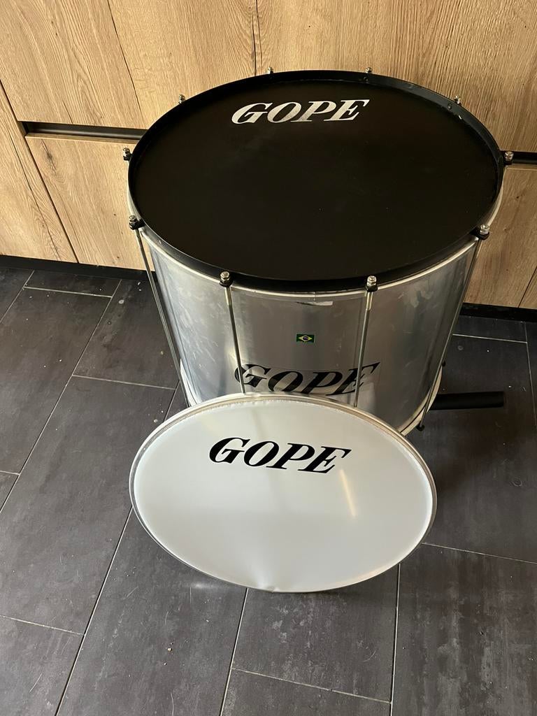 Surdo 20,4 inch met hoes en stootkussen, Muziek en Instrumenten, Ophalen, Zo goed als nieuw