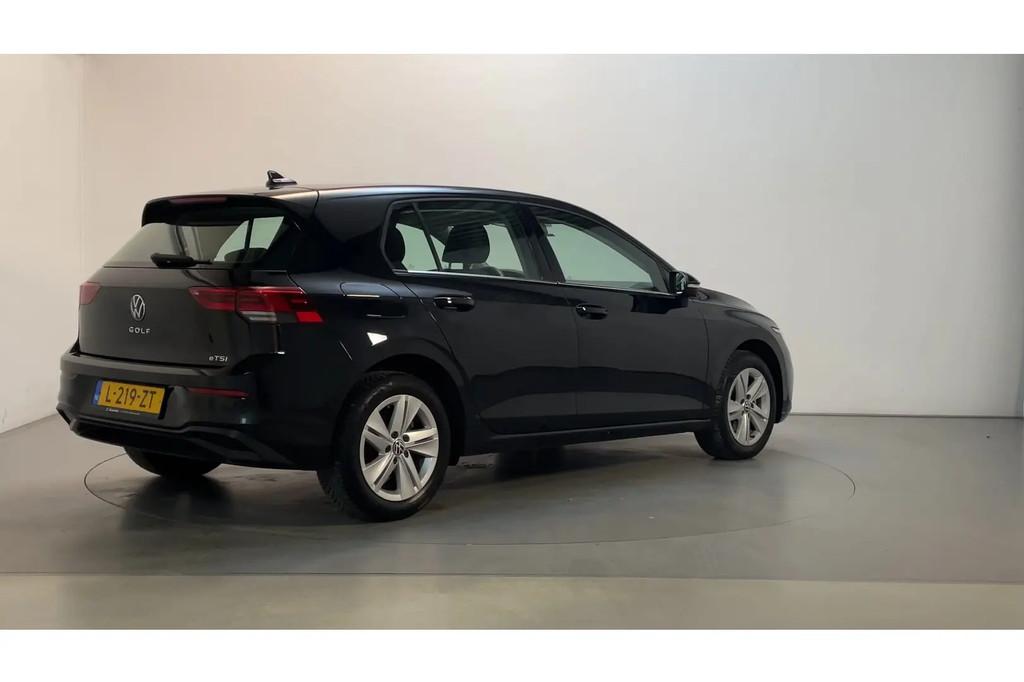 Volkswagen Golf 1.0 eTSI DSG Life Sfeerverlicht € 19.900,0, Automaat, Stof, Gebruikt, Electronic Stability Program (ESP)