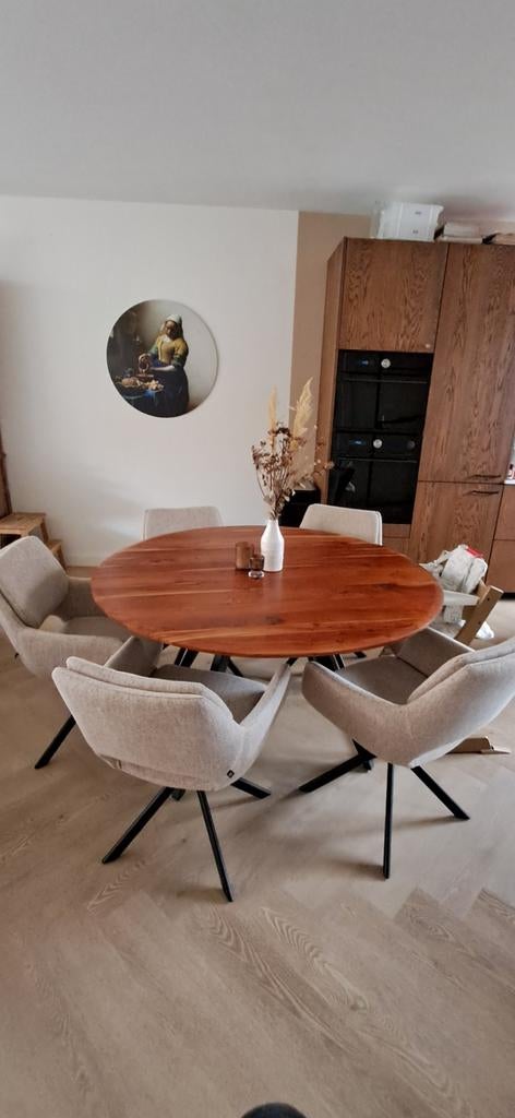 Ronde Acacia Houten Tafel met Zwarte Stalen Poten - 140cm, Gebruikt, Rond, Vijf personen of meer, Ophalen