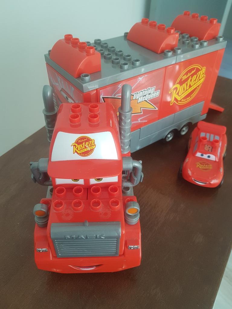 Mega Bloks Mack Truck en McQueen, Ophalen of Verzenden, Gebruikt