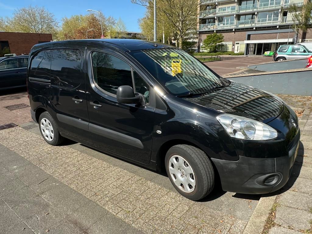 Peugeot Partner 1.6 HDI 90 pk Zwart Airco Marge, Euro 5, 680 kg, 4 cilinders, 1264 kg