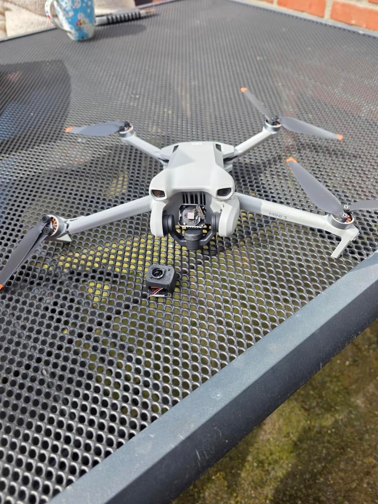 DJI Mini drone met schade zonder accu, Ophalen