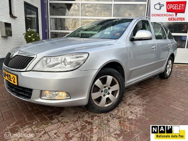 Skoda Octavia Combi 1.8 TSI Ambition * AIRCO * TREKHAAK *, Auto's, Skoda, Bedrijf, Te koop, Octavia, ABS, Airbags, Airconditioning