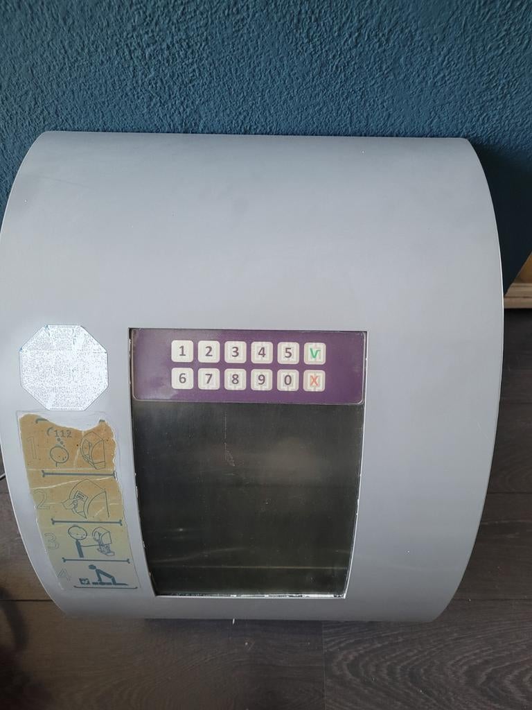 AED buitenkast met codeslot, Diversen, Ophalen of Verzenden, Gebruikt