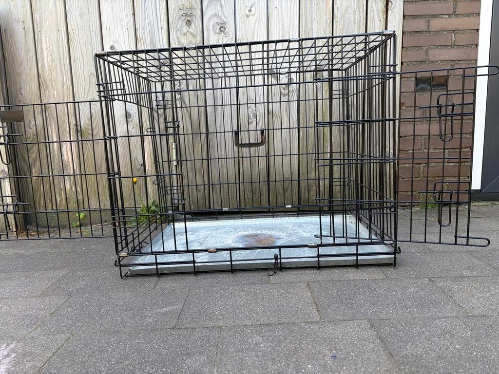 Honden bench, Ophalen, Zo goed als nieuw